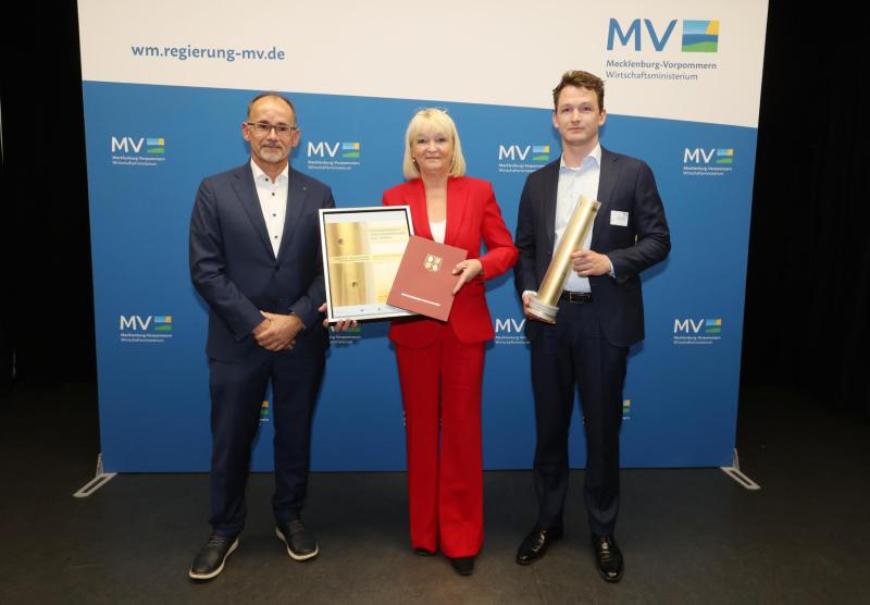 Sonderpreisträger Nicole und Tim Endlich der NIPOKA GmbH © Wirtschaftsministerium/Danny Gohlke