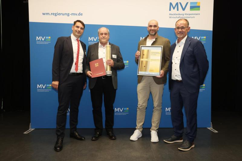 Preisträger Unternehmensentwicklung Hubert und Alexander Börger, Emano Kunststofftechnik GmbH © Wirtschaftsministerium/Danny Gohlke