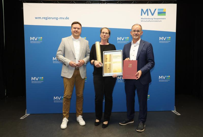 Preisträgerin Unternehmerpersönlichkeit Mareen Bucholz, Pflegeteam Ostseeküste © Wirtschaftsministerium/Danny Gohlke